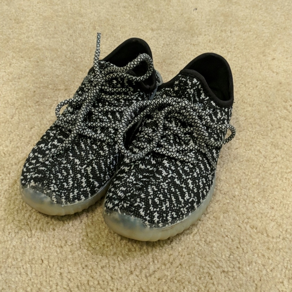 💥👟Lighted Sneakers 👟💥